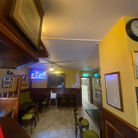 Lady Hamilton Inn Портсмът Екстериор снимка