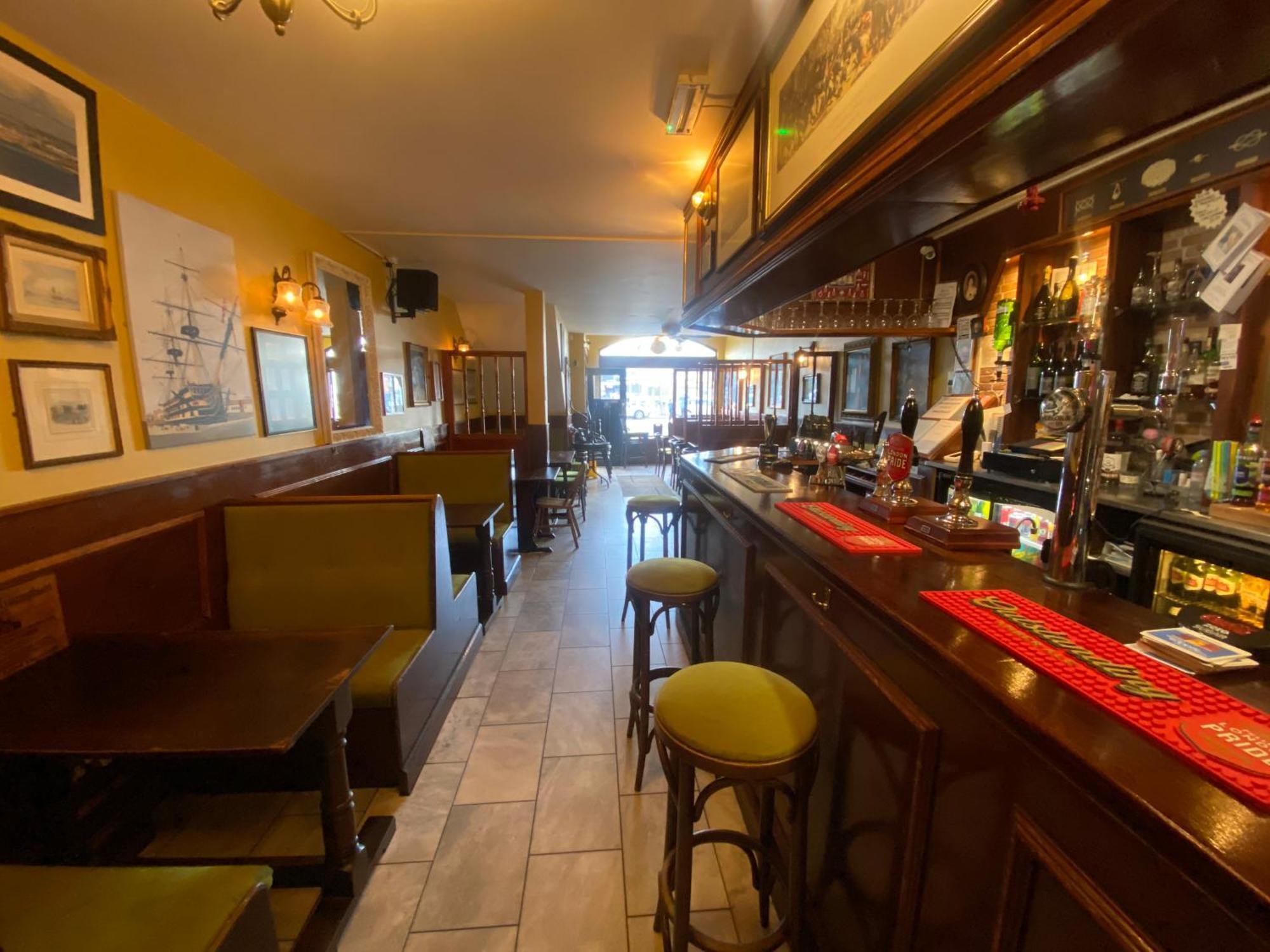 Lady Hamilton Inn Портсмът Екстериор снимка